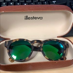 Illesteva Leonard Tortoise Sunglasses